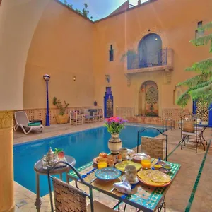 Riad La Bleue & Spa Bed & Breakfast